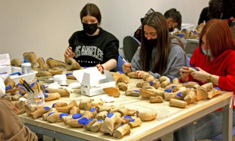 Students Applying Silicone on the Potter Stamps of the Marsal Collection (ph_ I_ González Tobar)